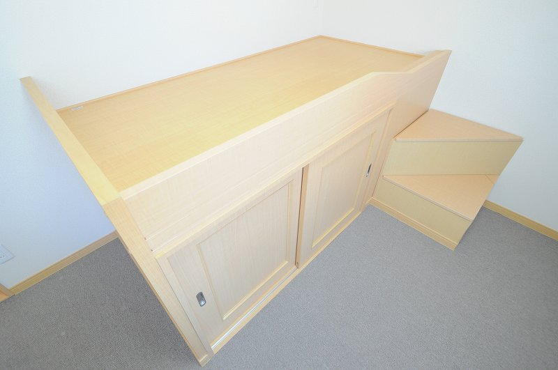 LEONEXT Nishimachi Storage