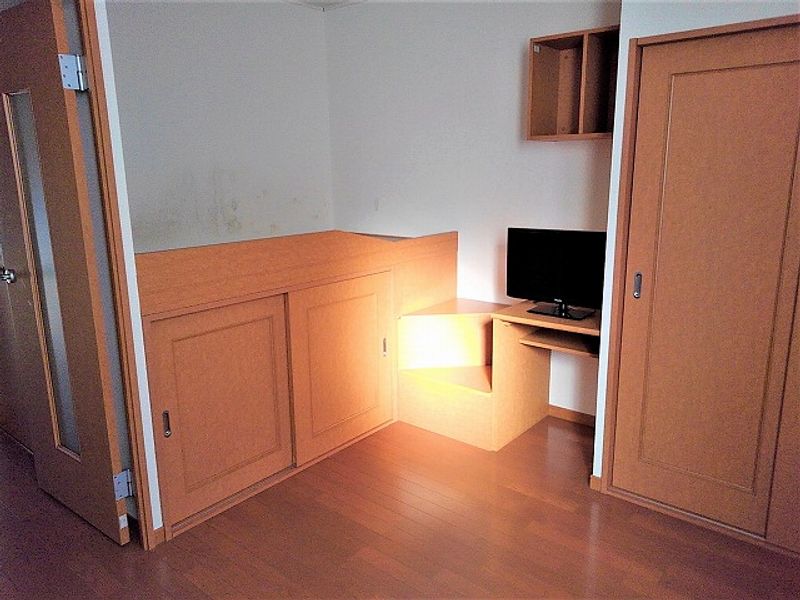 レオパレスグランティス 居間
