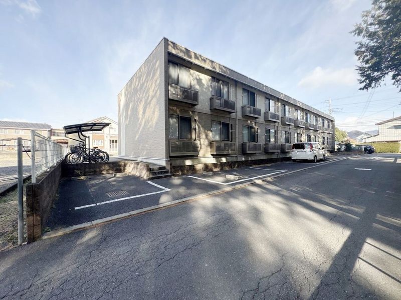 LEONEXT Atlas Taka 주차장