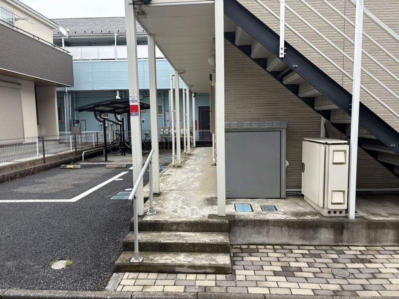 レオネクストソフィア エントランス