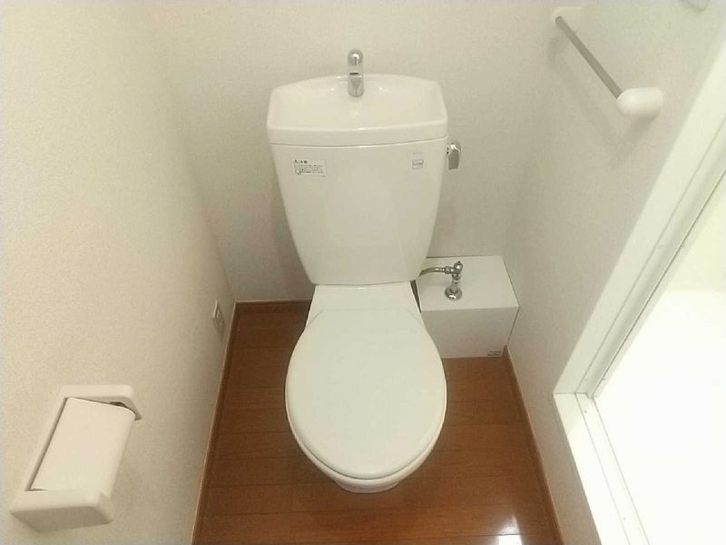 レオパレスサン２ トイレ