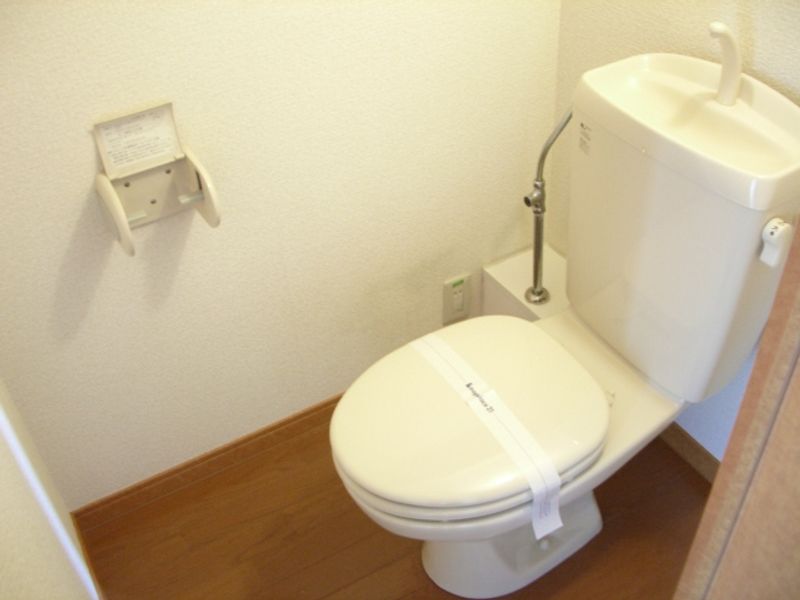 レオパレス大坪 トイレ