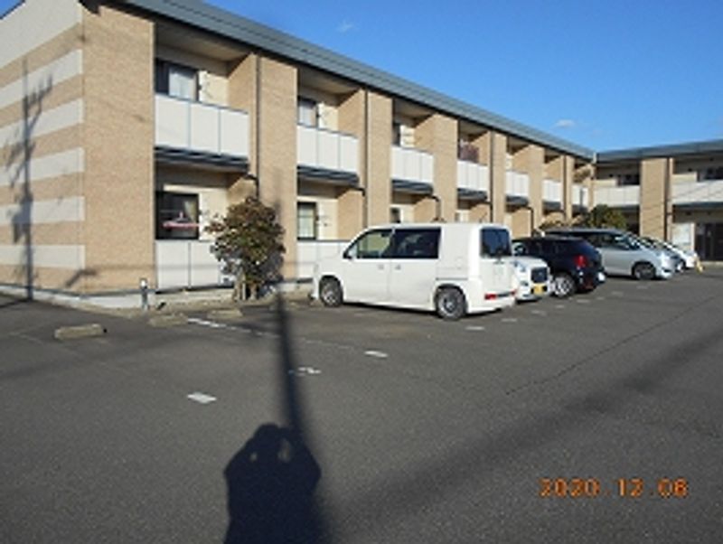 レオパレスクローバー 外観