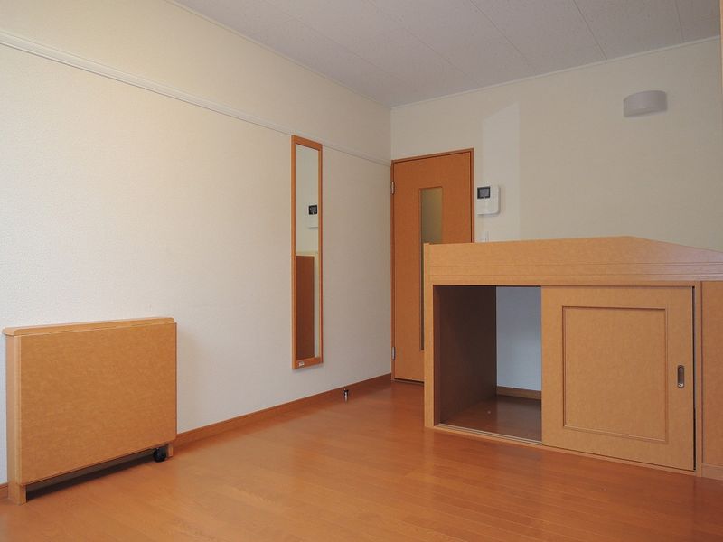 レオパレス樹 居間