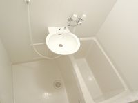 LEONEXT Pure Light Bathroom
