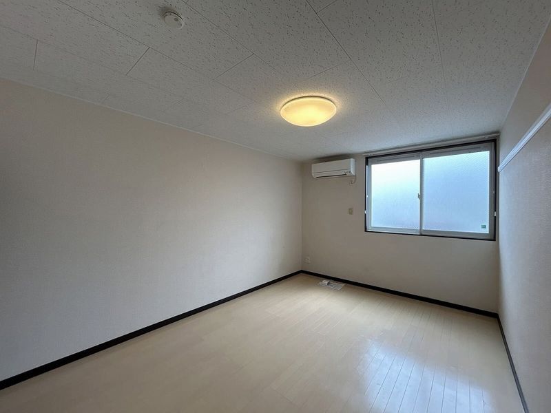 LEONEXT Shiun Living room