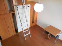 レオパレスノビア　カーサ 収納