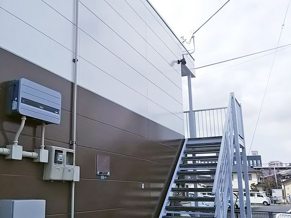 レオパレスサンライズ鶴崎 外観