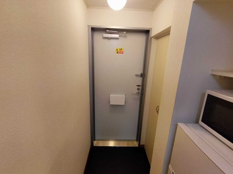 leopalace Roka Kouen I 玄关