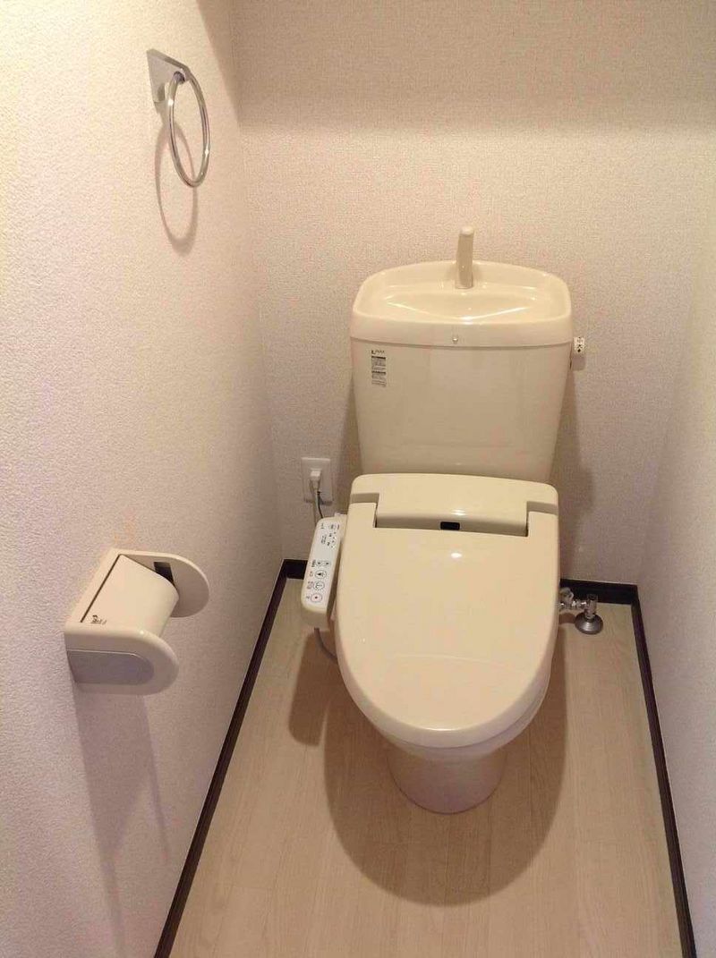 LEONEXT Braunes Heim III Nhà vệ sinh