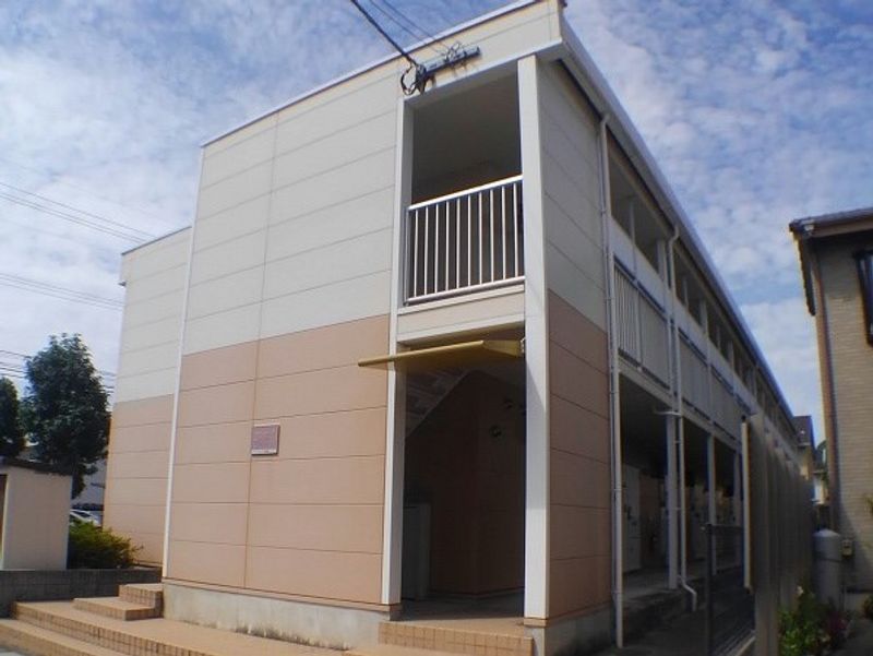 レオパレスニュー屋島 外観