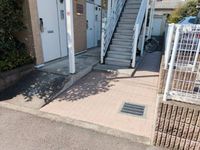 leopalace Kami Entrance