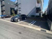 leopalace Green Forest Parking lot