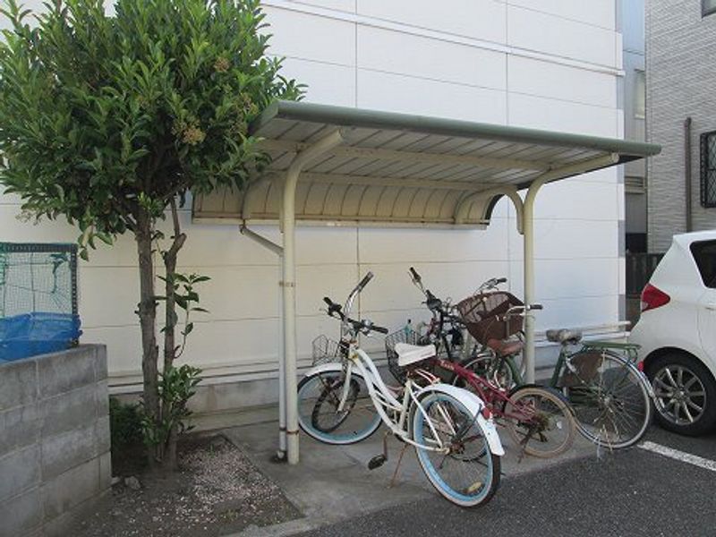 レオパレスエミ 共用部分