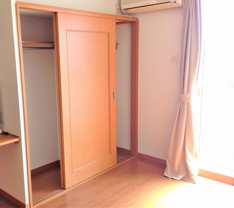 レオパレスかなえ 収納