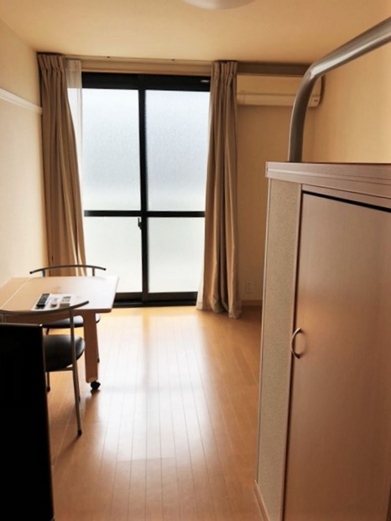 レオパレス城東ガーデン 居間