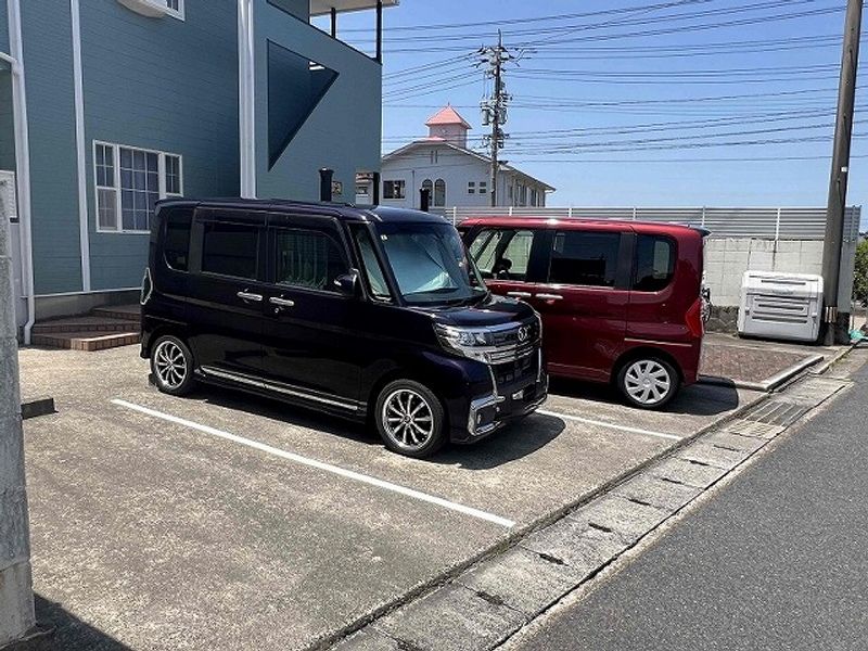 レオパレス米子 駐車場