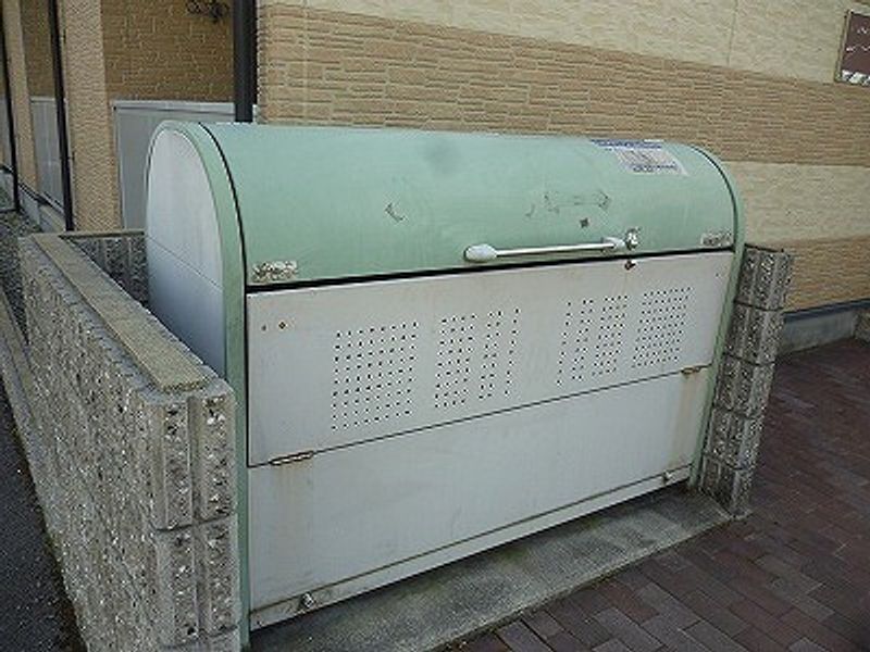 レオパレス小深田 共用部分