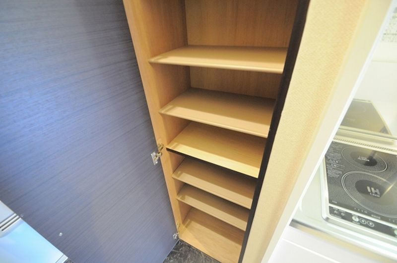 レオネクスト旭邑 収納