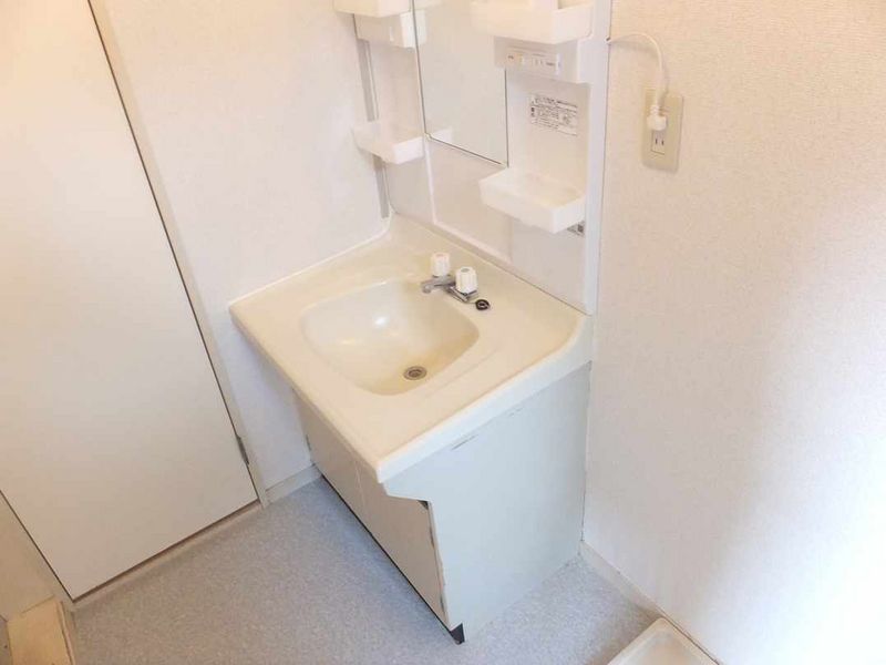 レオパレス永山第２ 洗面台