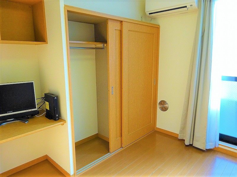 レオパレスヴィラ　ノーバ 居間