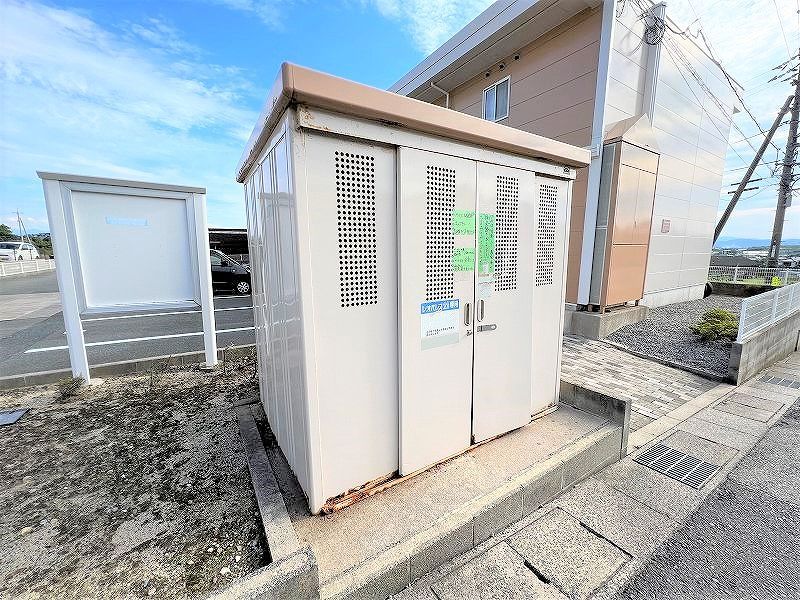 レオパレスビッグストン 共用部分