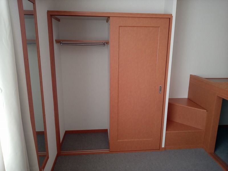 レオパレス早鈴 収納