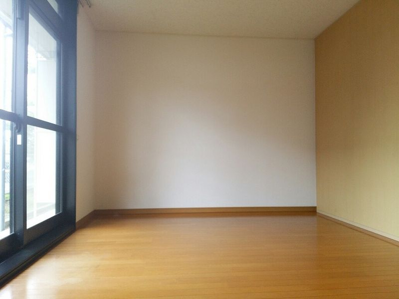 レオパレスエスペランザ 居間