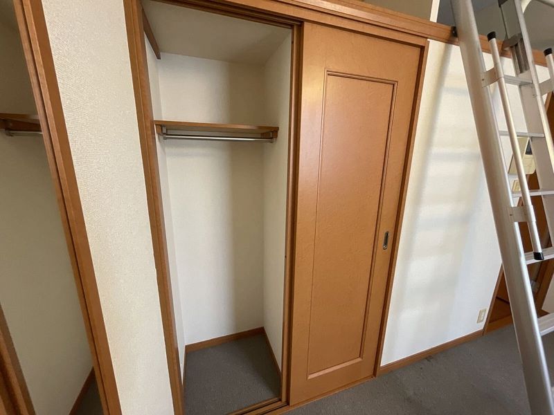 レオパレス楓 収納