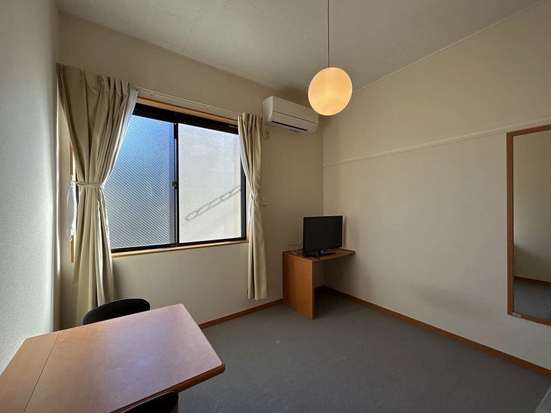 レオパレスソシエ 居間