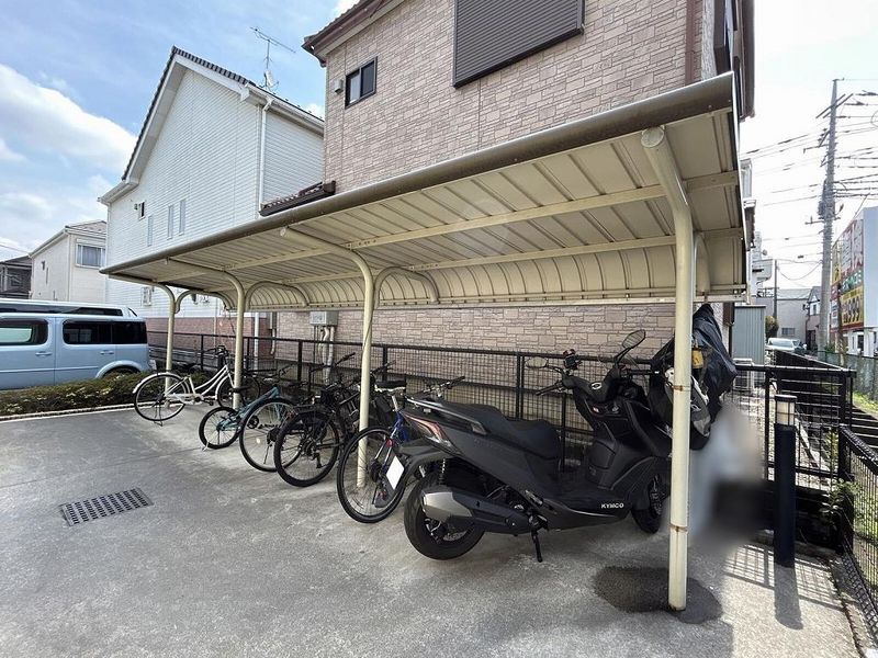 レオパレスアドミラブールワタル 共用部分