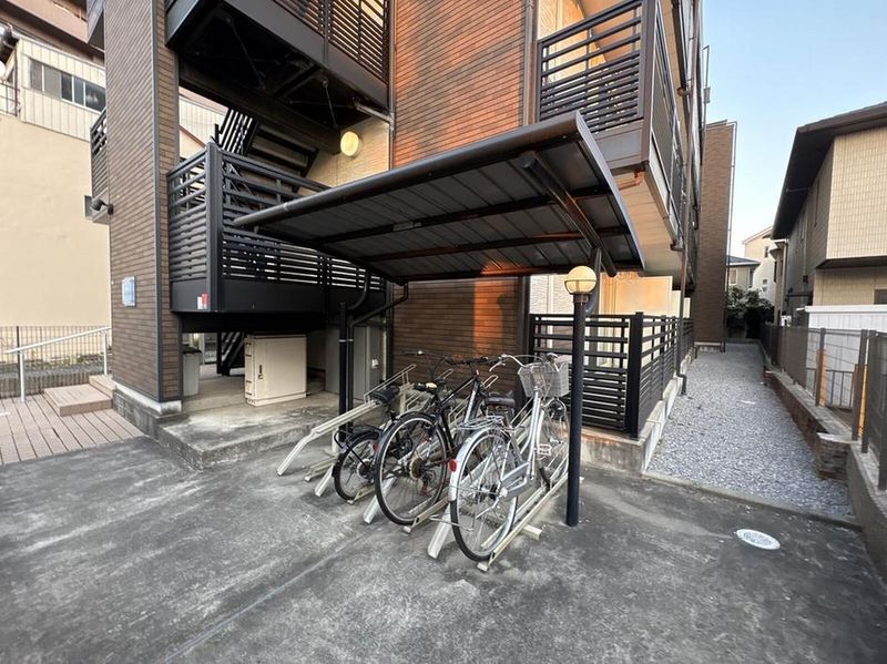 LEONEXT Register Hongo Khu vực chung