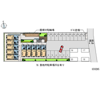 30285 Monthly parking lot