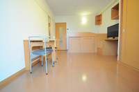 レオパレスドミール田町 寝室