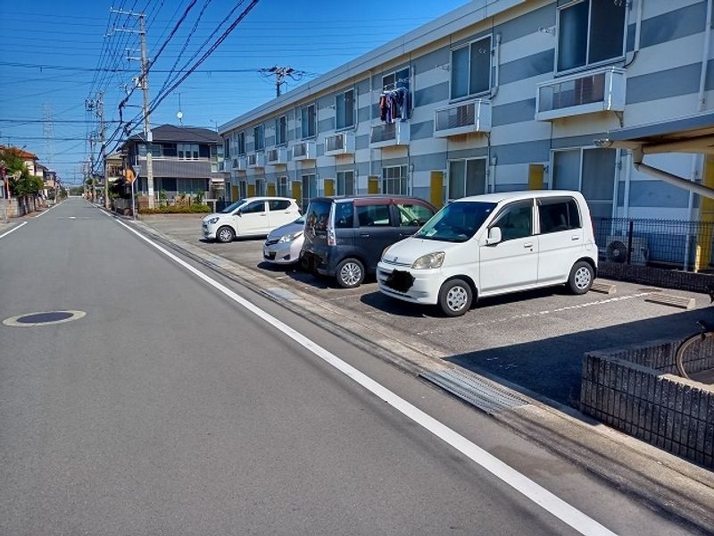 レオパレスＳＴＡＹ　ＧＯＬＤ 駐車場