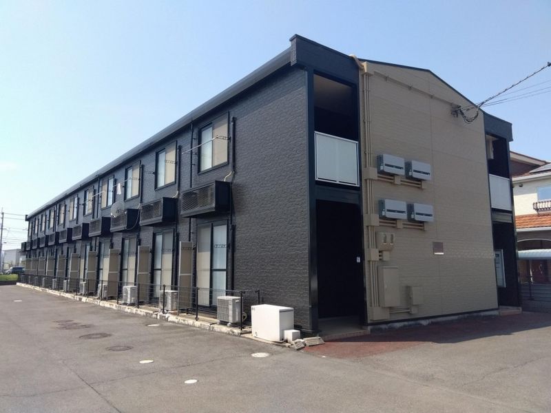 レオパレスハーモニー 外観