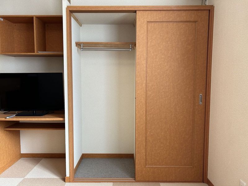 レオパレス竜王 収納