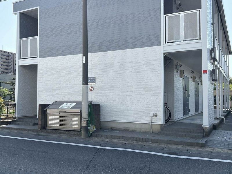 レオパレスコージーコート エントランス