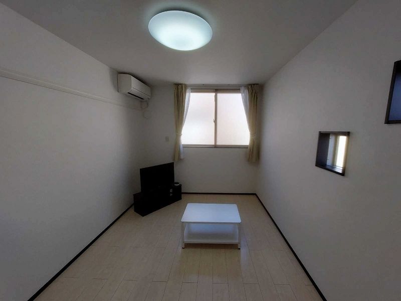 CLEINO MIKI Nishi Shinjuku Living room