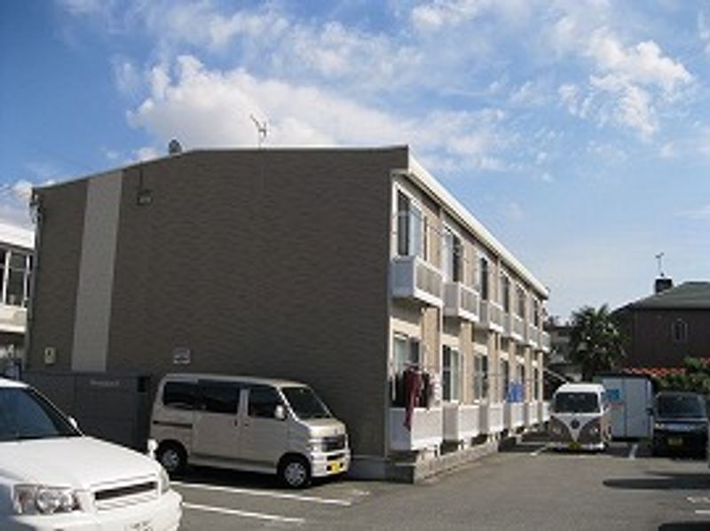レオパレスひまわりⅡ 駐車場