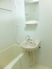 レオパレスとよおか 風呂