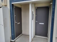 レオネクストグロリア京橋南 玄関
