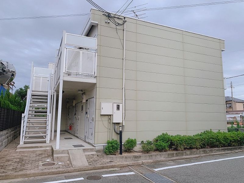 レオパレスコンフォール安倉 エントランス