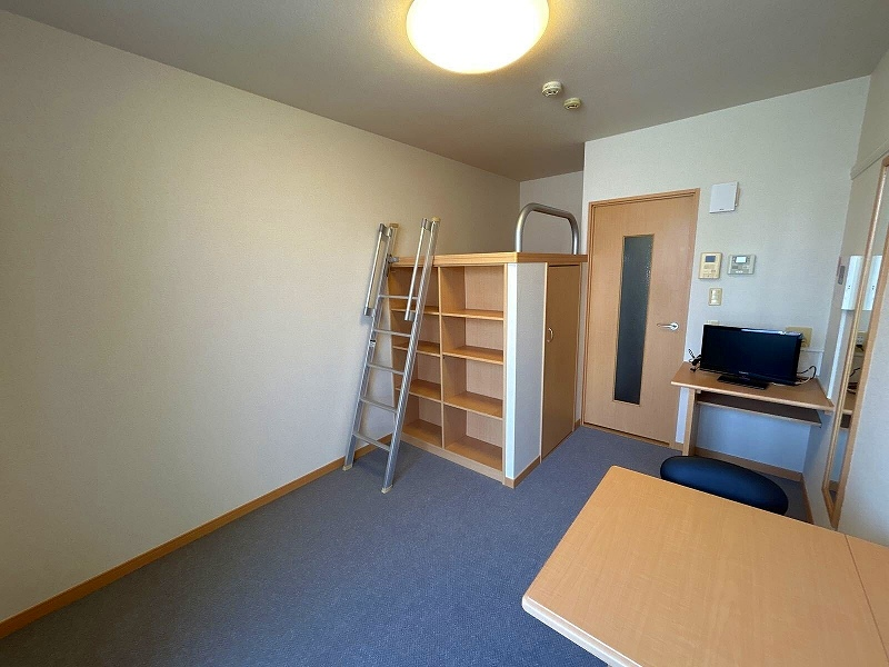 leopalace Sarcandra Living room