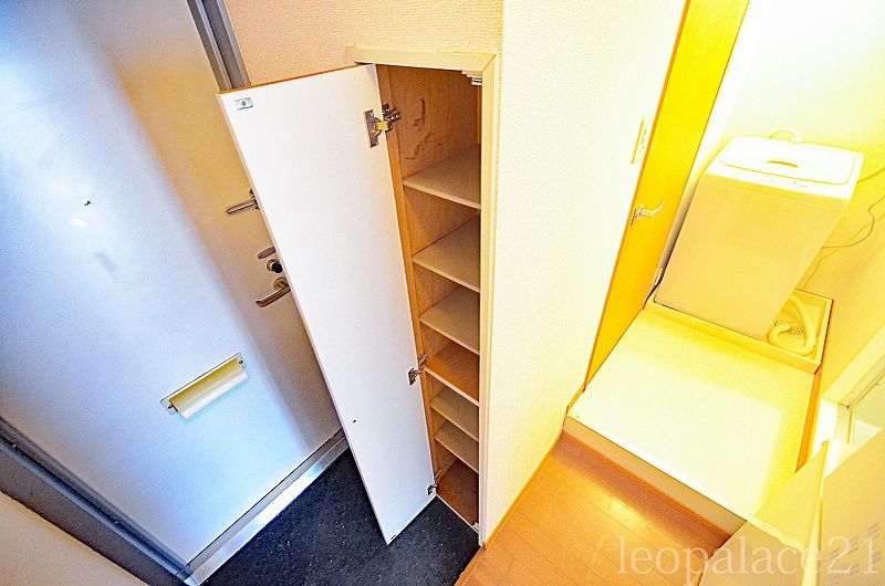 レオパレスＮＫ高屋ヶ丘 収納
