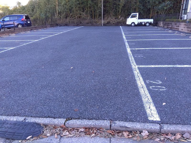 レオパレス上前ハイツＪ 駐車場