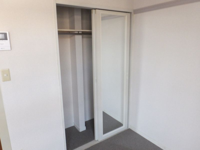 leopalace Castle Storage