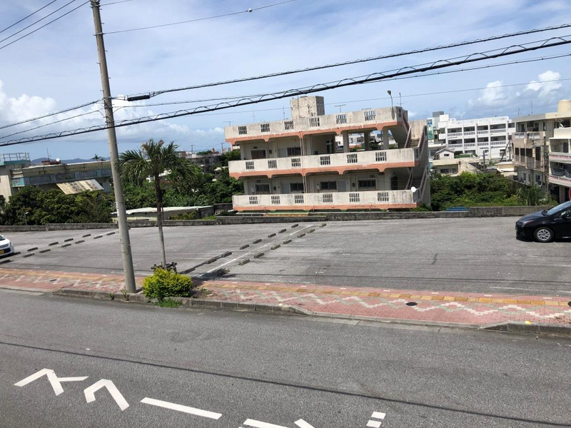 レオパレスゴヤ 駐車場