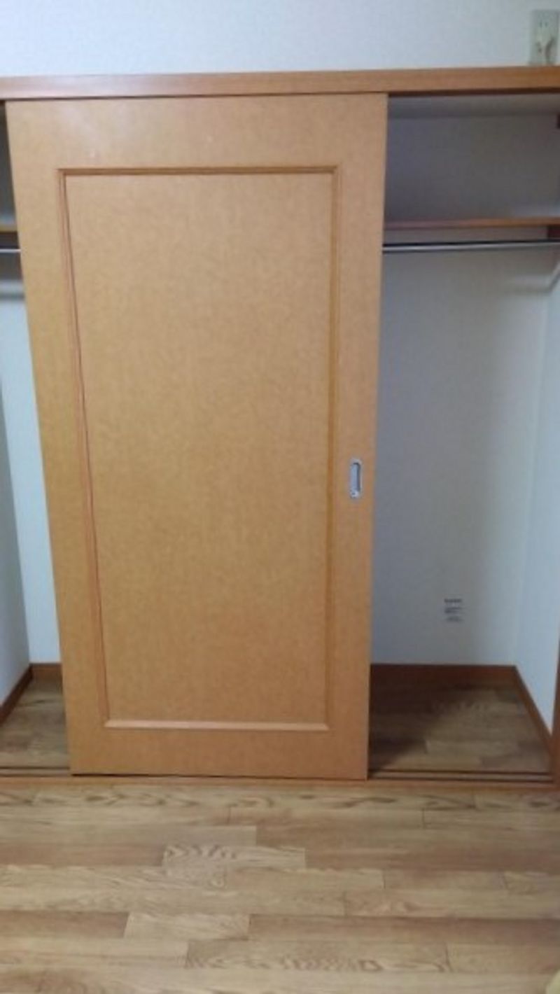 レオパレス音光水 収納
