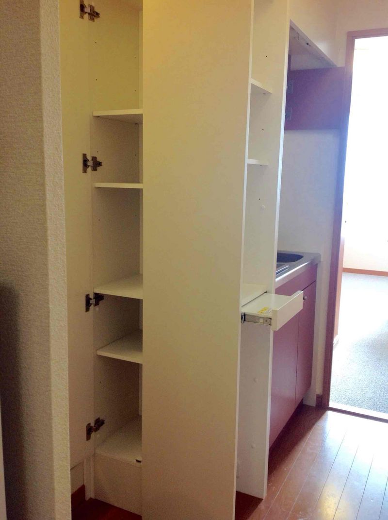 レオパレス大清 収納